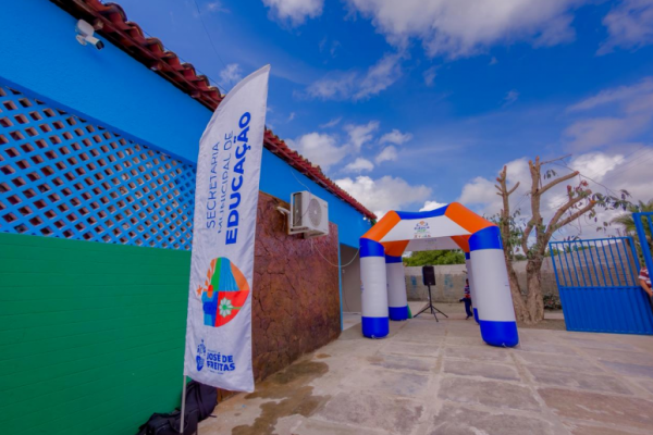 Prefeitura entrega reforma da Escola Estevam Joaquim na comunidade Palmeirinha