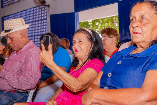 José de Freitas inicia projeto de inclusão digital para idosos em parceria com o IFPI