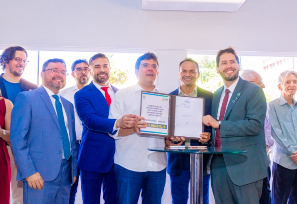 José de Freitas é contemplada com CEU da Cultura; prefeito assina termo para início da construção